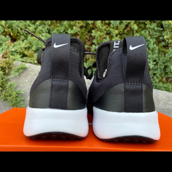 Nike Women’s Foundation Elite Trainer. - Picture 5 of 6